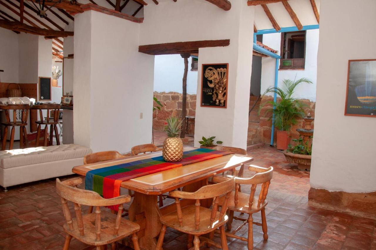 La Juanita Hostel باريكارا المظهر الخارجي الصورة
