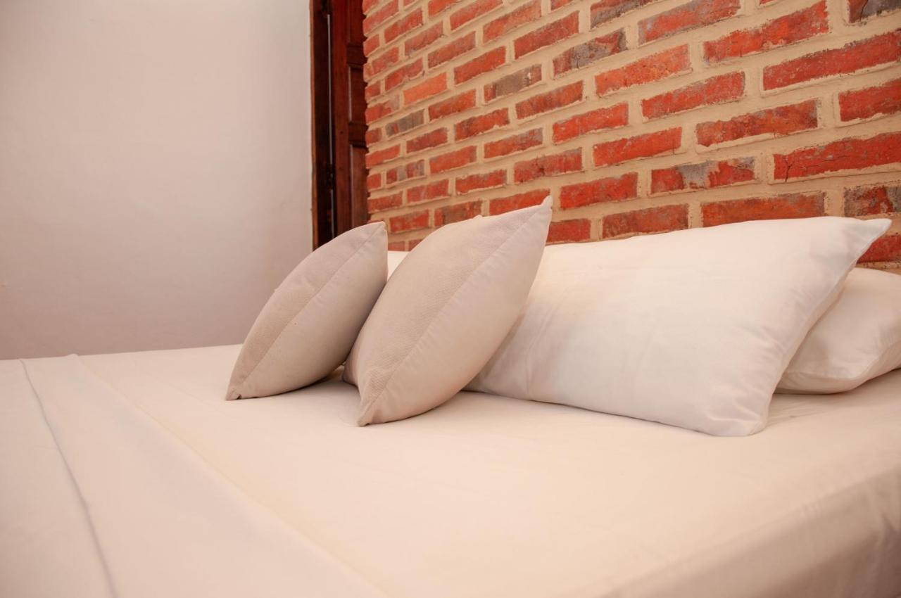 La Juanita Hostel باريكارا المظهر الخارجي الصورة