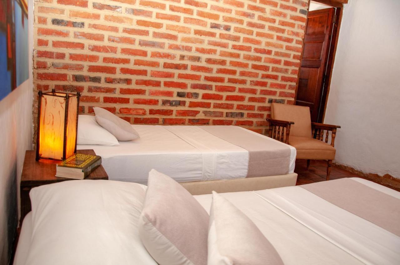 La Juanita Hostel باريكارا المظهر الخارجي الصورة