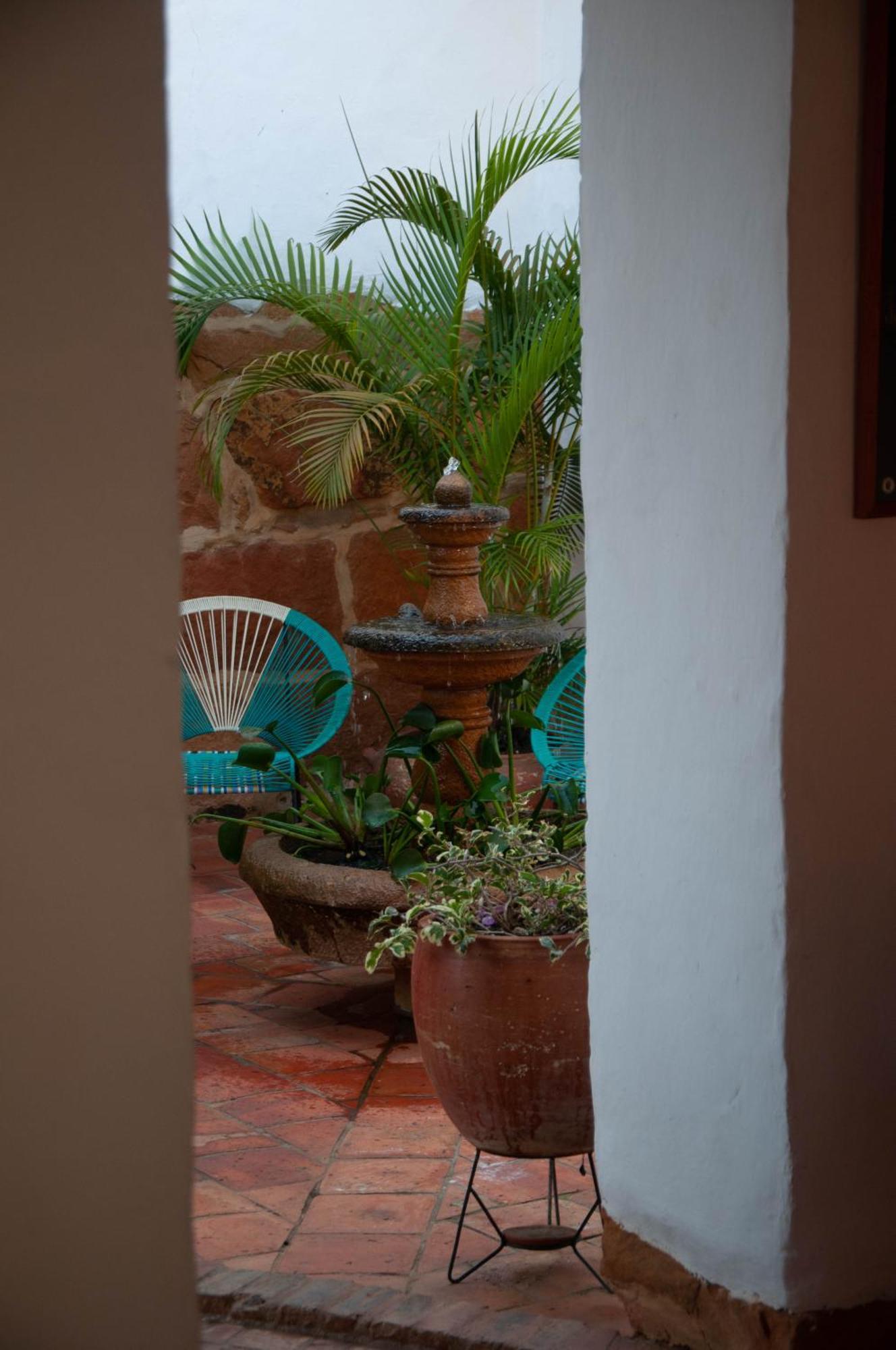La Juanita Hostel باريكارا المظهر الخارجي الصورة