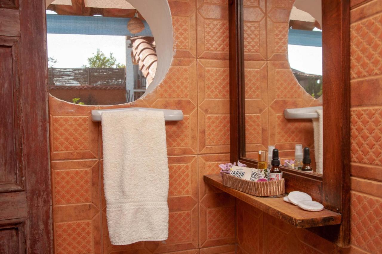 La Juanita Hostel باريكارا المظهر الخارجي الصورة