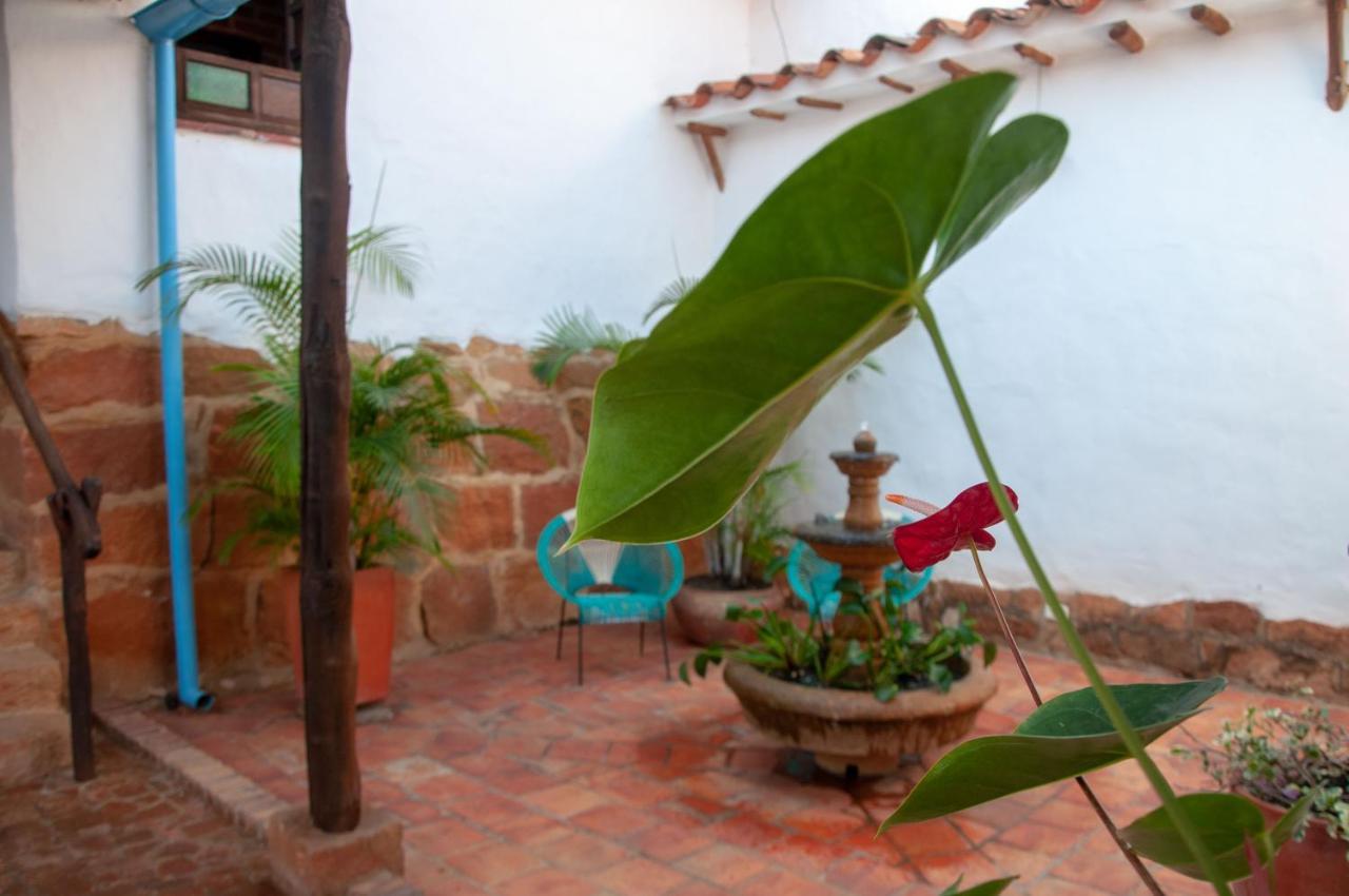 La Juanita Hostel باريكارا المظهر الخارجي الصورة
